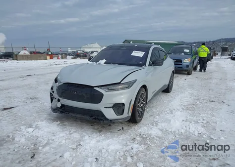 2023 Ford Mustang Mach-E Gt from USA, damaged, VIN 3FMTK4SX8PMA37423